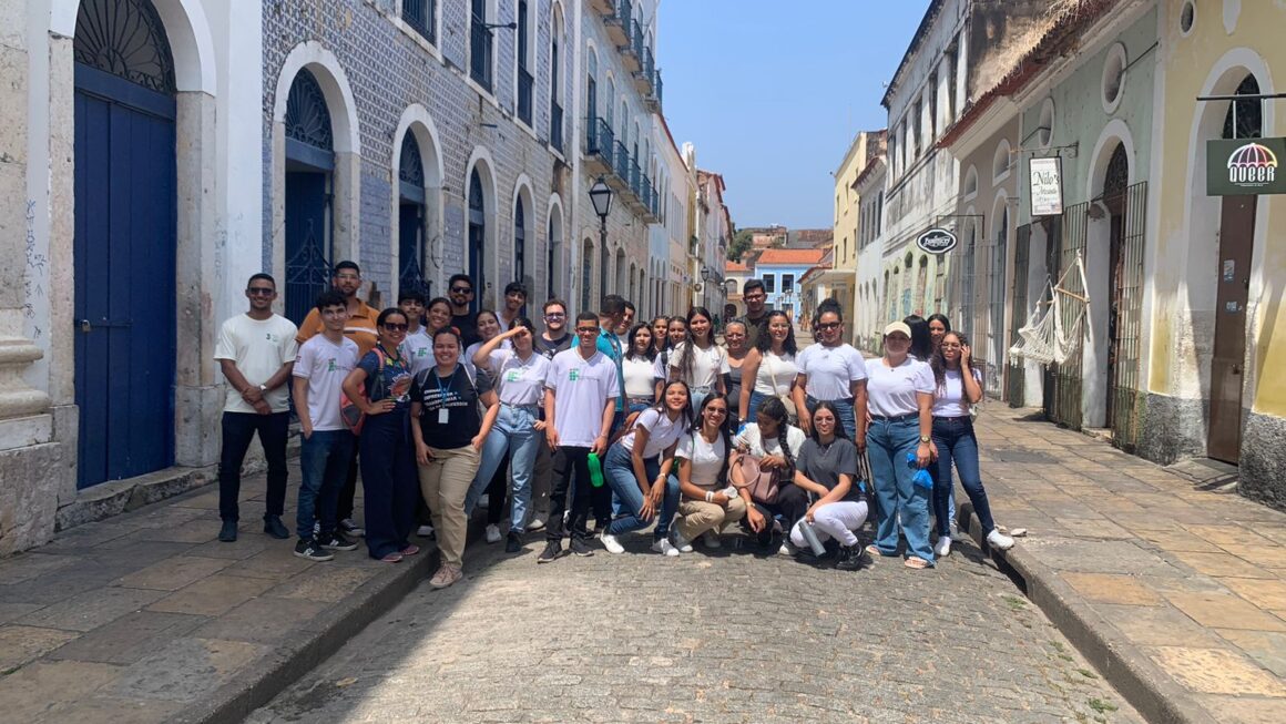 Estudantes de Barreirinhas realizaram visita técnica à São Luís pelo ALI Educação